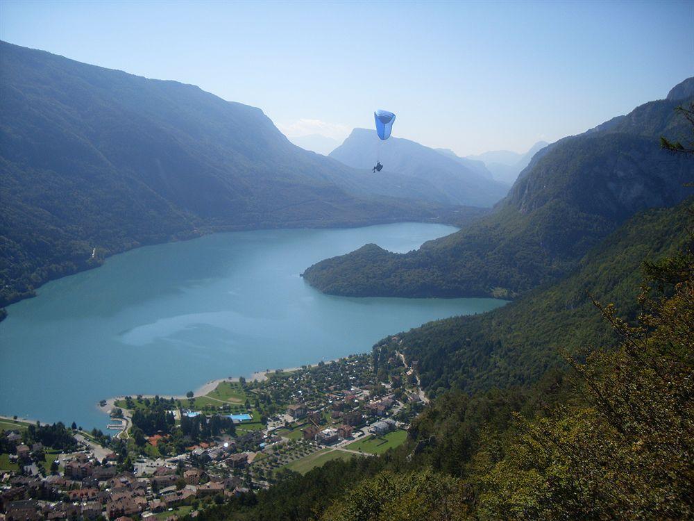 Garni Lago Alpino Molveno Exteriör bild